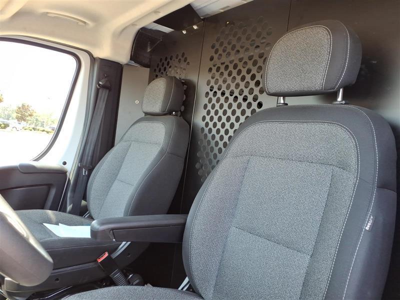 RAM Promaster 2500 Low Roof 2025
