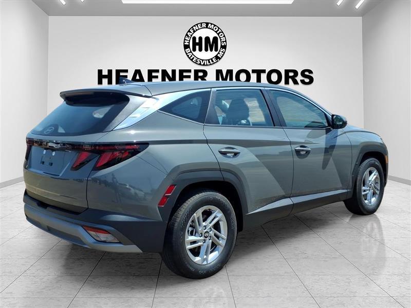 Hyundai Tucson SE 2026