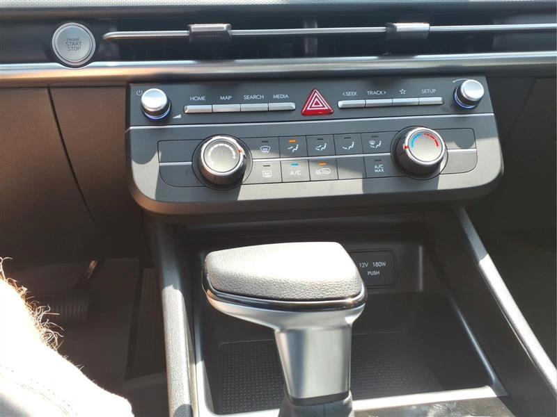 Hyundai Tucson SE 2026
