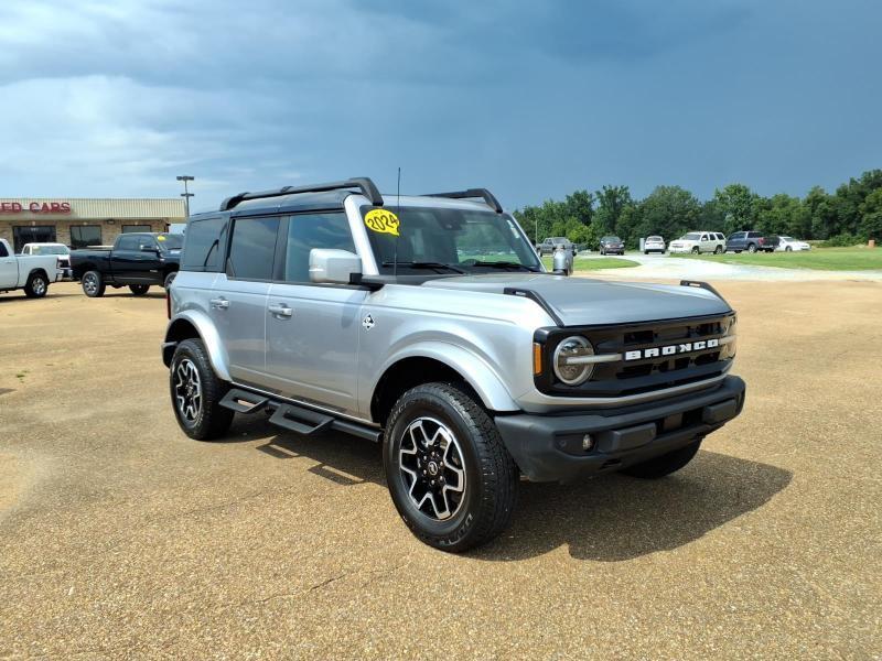 2024 Ford Bronco Outer Banks 4-Door