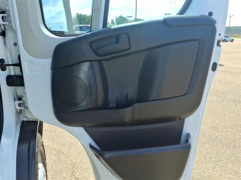 RAM Promaster 1500 Low Roof Tradesman 136-in. WB 2019