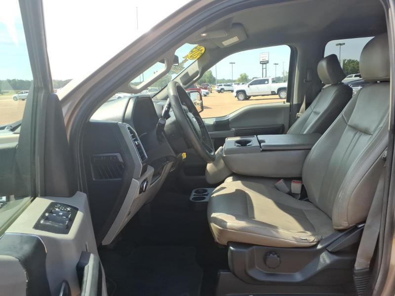 Ford F-150 XLT SuperCrew 4WD 2019