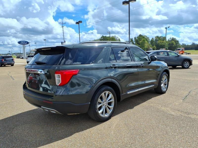 Ford Explorer XLT 2023