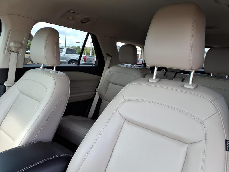 Ford Explorer XLT 2023