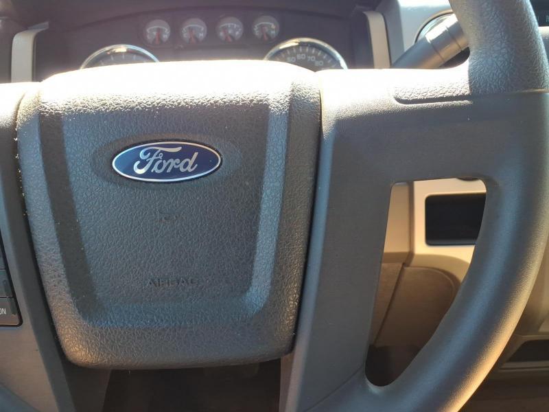 Ford F-150 Lariat SuperCrew 5.5-ft. Bed 2WD 2010