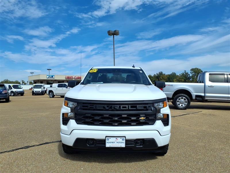 Chevrolet Silverado 1500 Custom Crew Cab 4WD 2023