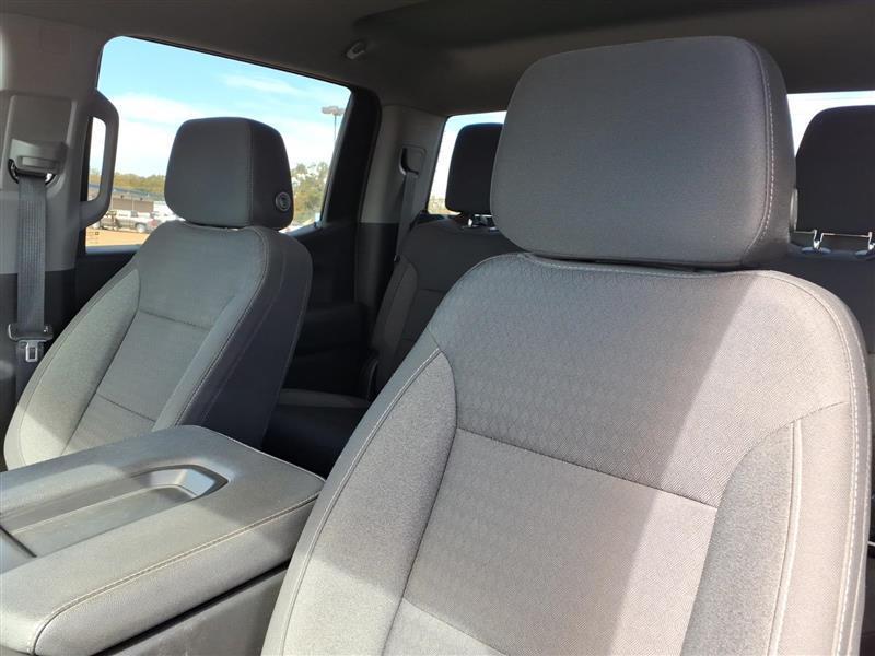 Chevrolet Silverado 1500 Custom Crew Cab 4WD 2023