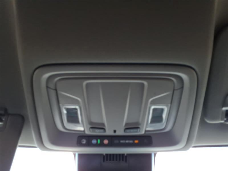 Chevrolet Silverado 1500 Custom Crew Cab 4WD 2023