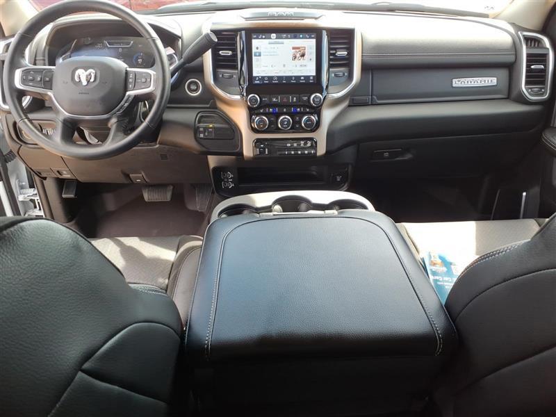 RAM 2500 Laramie Crew Cab SWB 4WD 2024