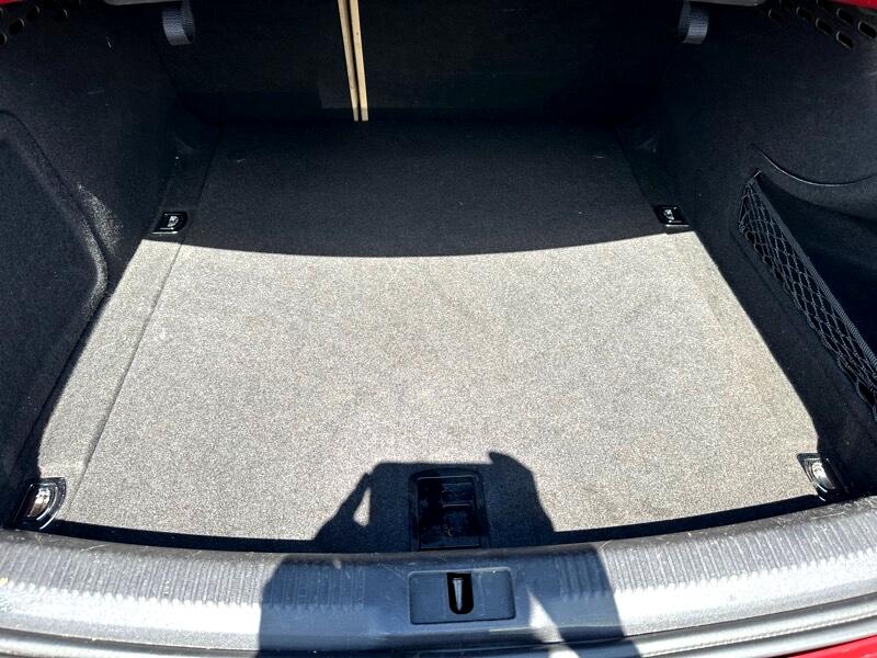 Audi A4 2.0T Sedan quattro Tiptronic 2014