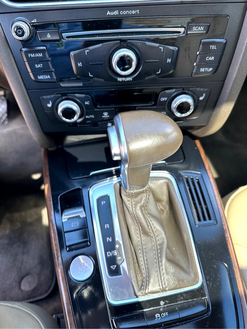 Audi A4 2.0T Sedan quattro Tiptronic 2014