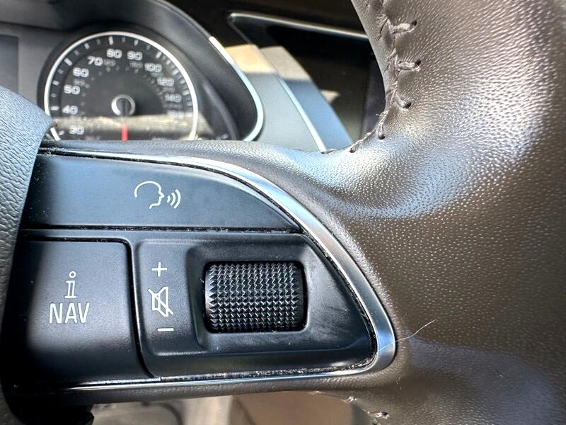Audi A4 2.0T Sedan quattro Tiptronic 2014