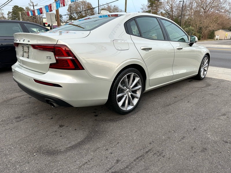 Volvo S60 T5 Momentum 2019