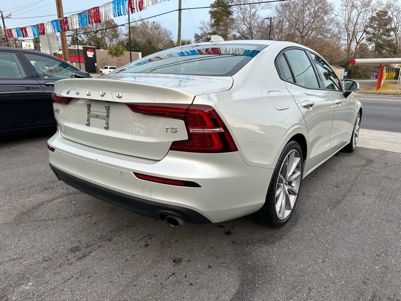 Volvo S60 T5 Momentum 2019