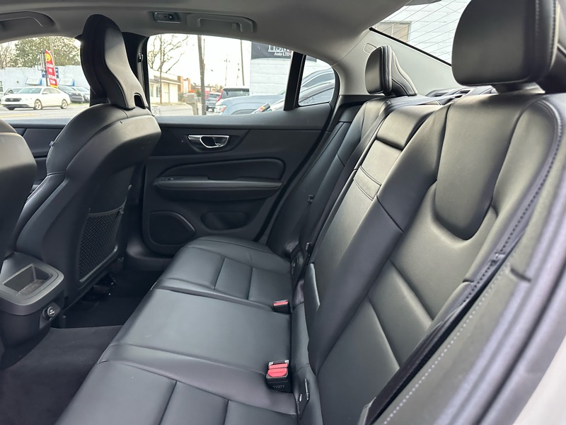 Volvo S60 T5 Momentum 2019