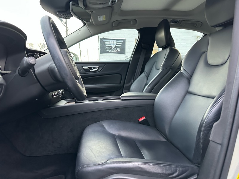 Volvo S60 T5 Momentum 2019