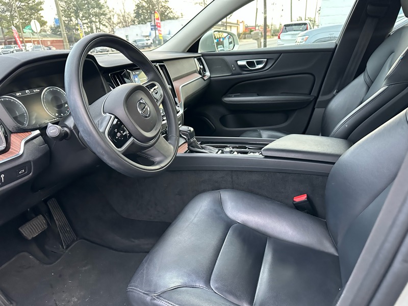 Volvo S60 T5 Momentum 2019