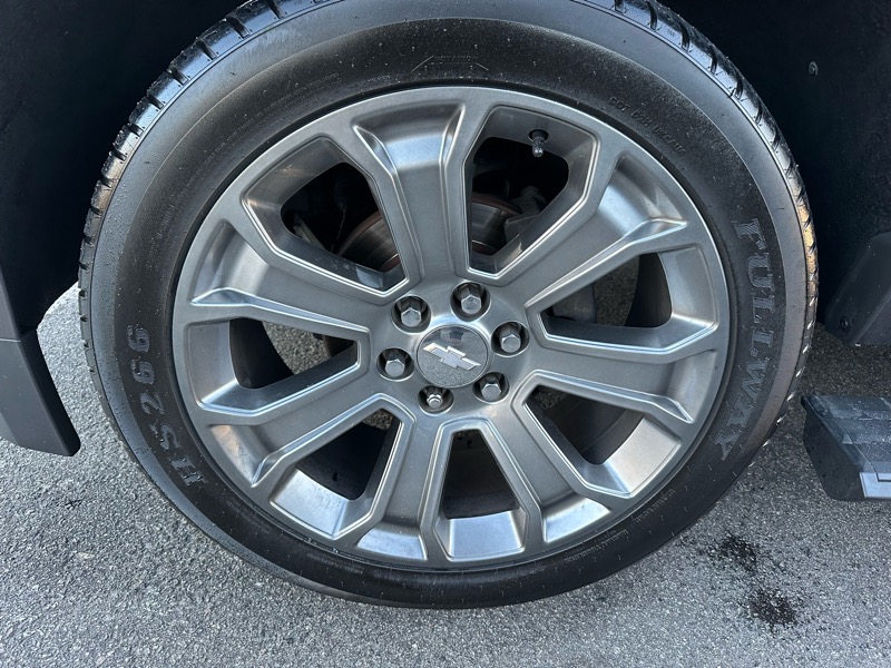 Chevrolet Tahoe 1500 4dr 2015