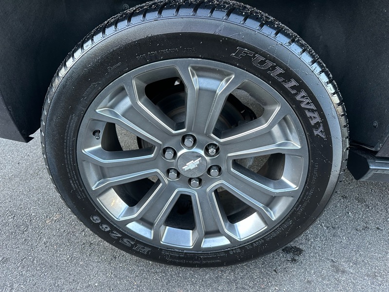 Chevrolet Tahoe 1500 4dr 2015