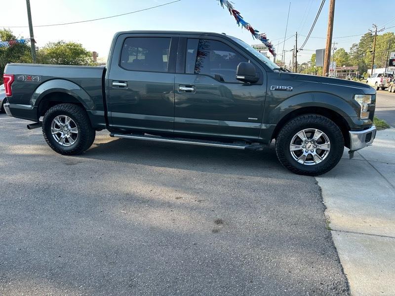 Ford F-150 4WD SuperCrew 139" XLT 2015