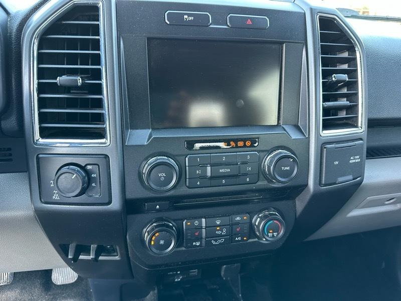 Ford F-150 4WD SuperCrew 139" XLT 2015