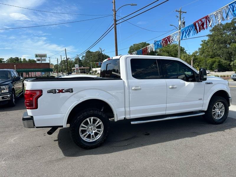 Ford F-150 4WD SuperCrew 145" Lariat 2016