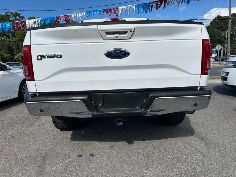 Ford F-150 4WD SuperCrew 145" Lariat 2016