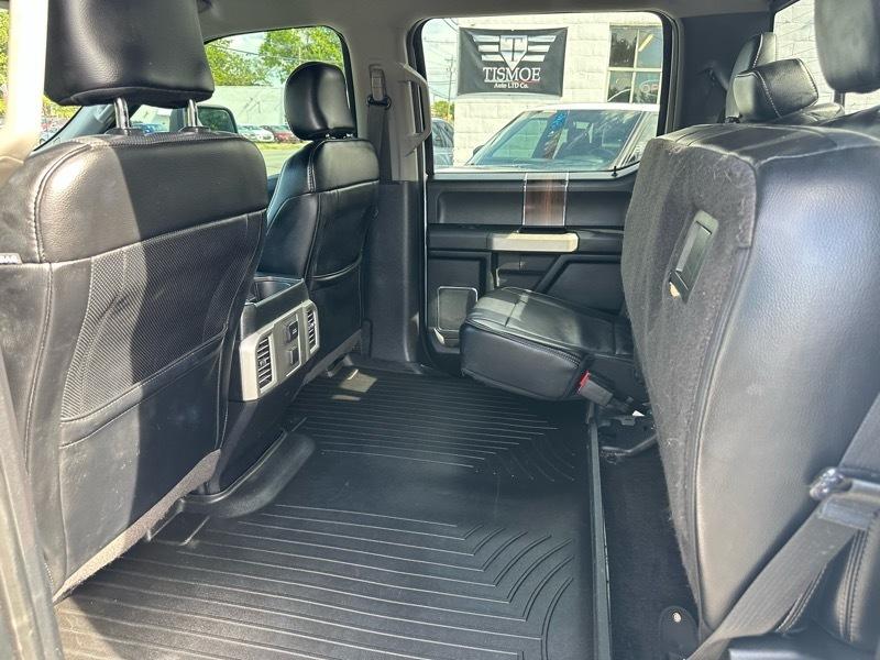 Ford F-150 4WD SuperCrew 145" Lariat 2016