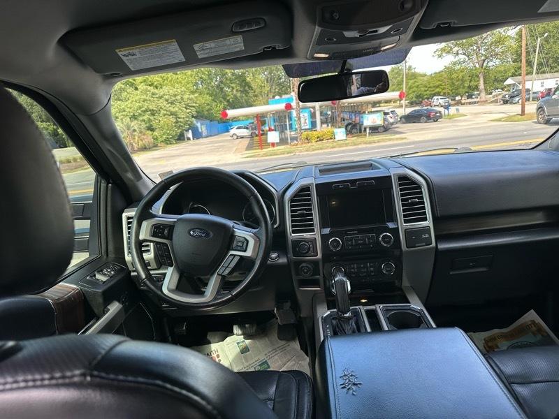 Ford F-150 4WD SuperCrew 145" Lariat 2016
