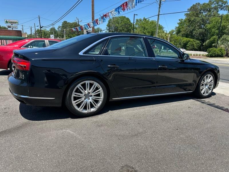 Audi A8 L 4.0T quattro 2015