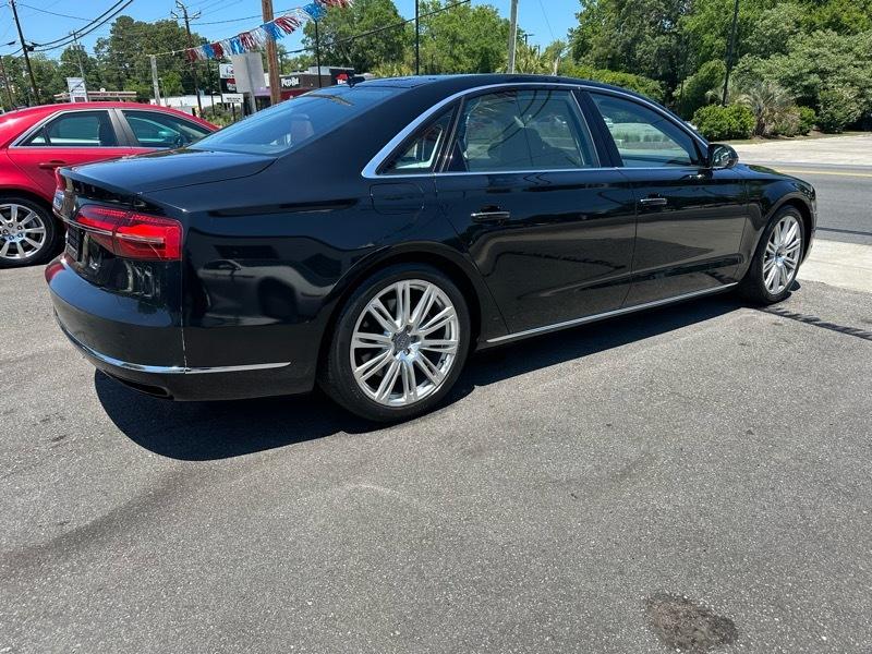 Audi A8 L 4.0T quattro 2015