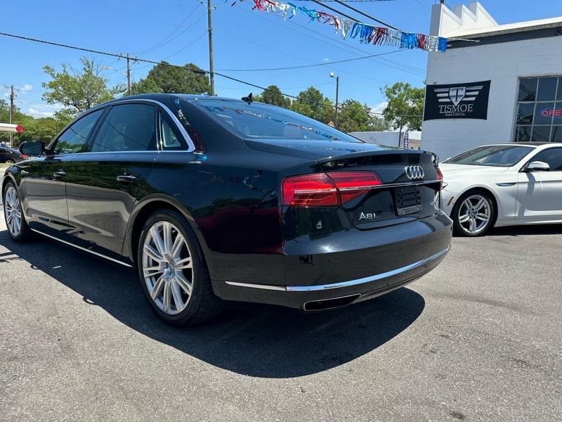 Audi A8 L 4.0T quattro 2015