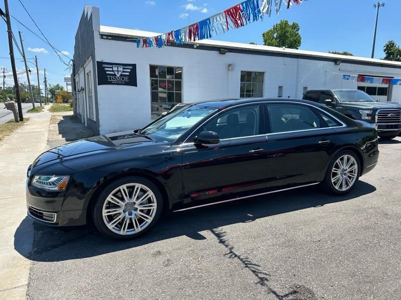 Audi A8 L 4.0T quattro 2015