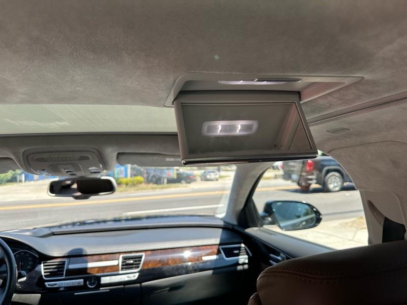 Audi A8 L 4.0T quattro 2015