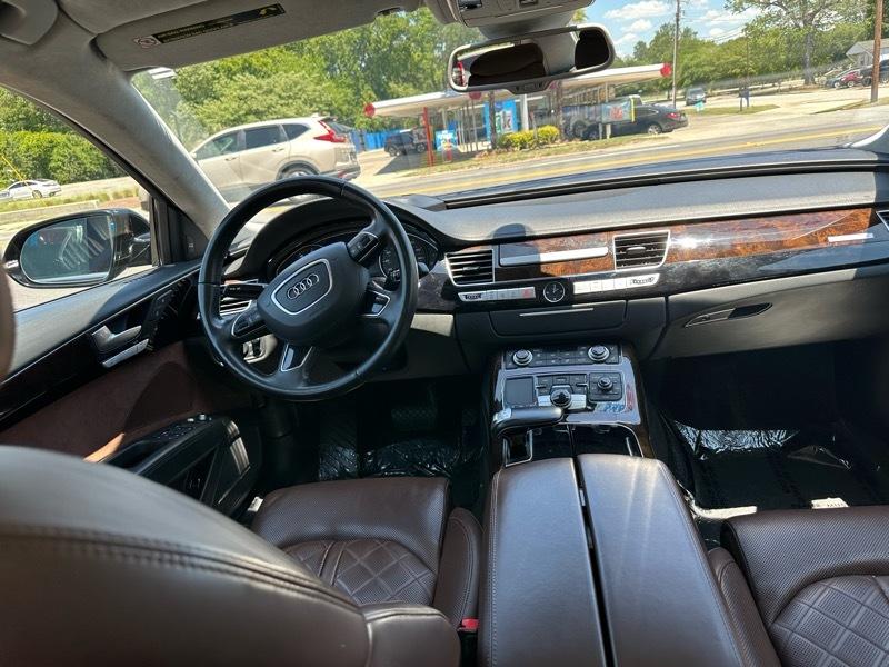Audi A8 L 4.0T quattro 2015