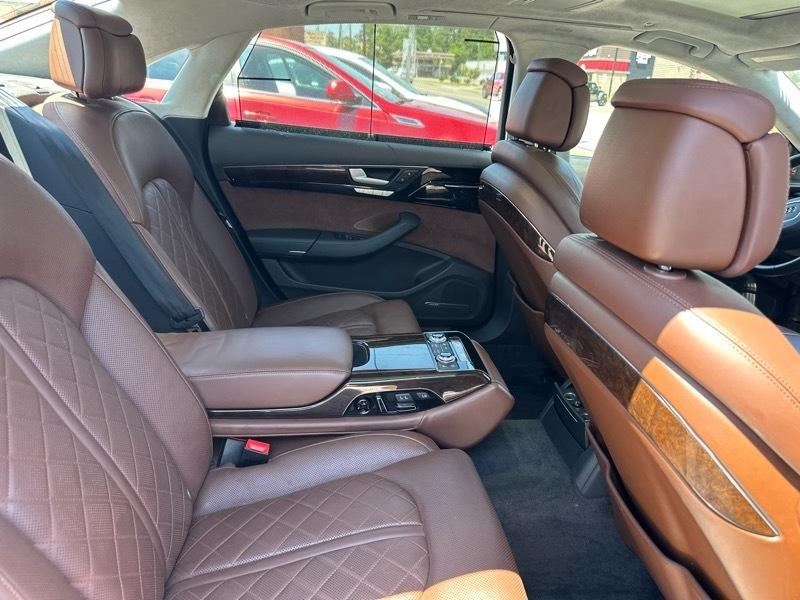 Audi A8 L 4.0T quattro 2015