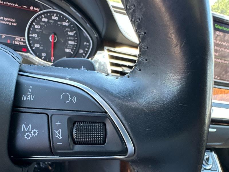 Audi A8 L 4.0T quattro 2015