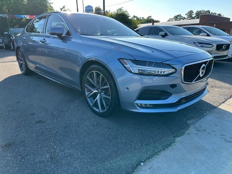 Volvo S90 T6 Momentum AWD 2019