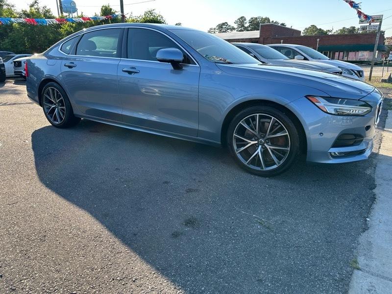 Volvo S90 T6 Momentum AWD 2019