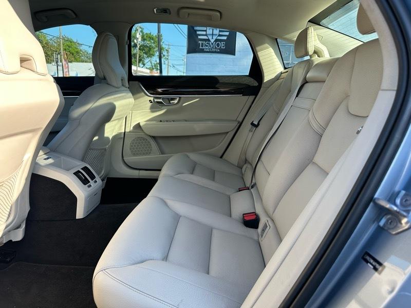 Volvo S90 T6 Momentum AWD 2019