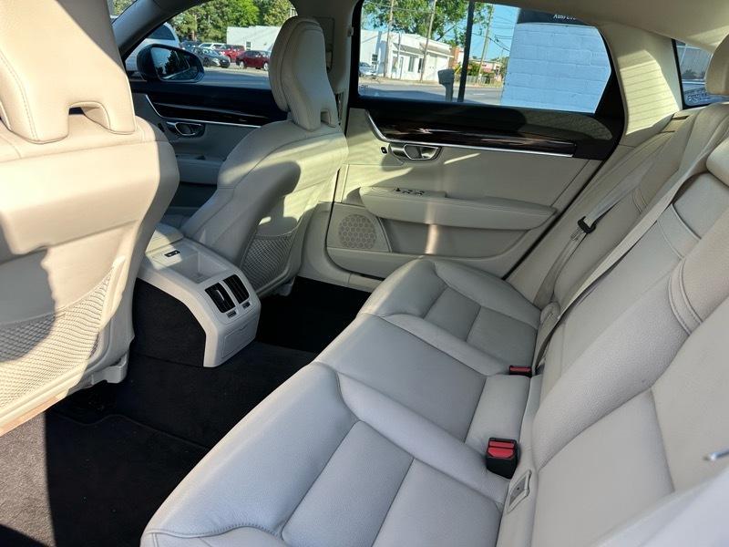 Volvo S90 T6 Momentum AWD 2019