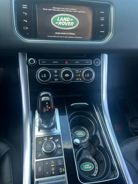 Land Rover Range Rover Sport 3.0L V6 Supercharged SE 2014