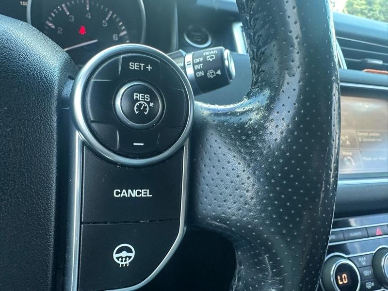 Land Rover Range Rover Sport 3.0L V6 Supercharged SE 2014