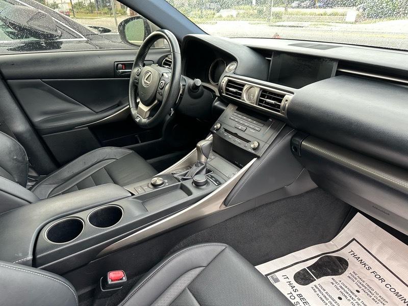 Lexus IS 250 RWD 2015