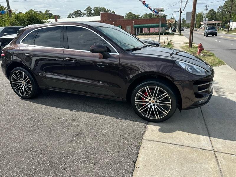 Porsche Macan Turbo 2015
