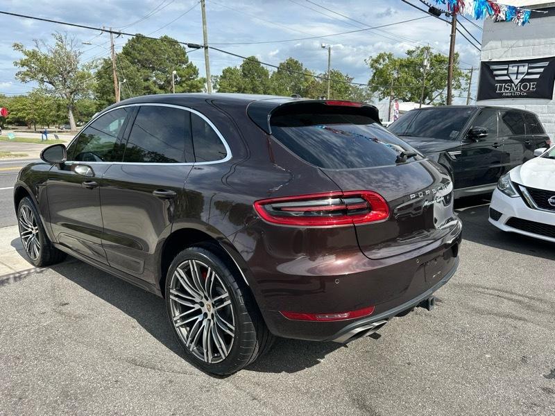 Porsche Macan Turbo 2015