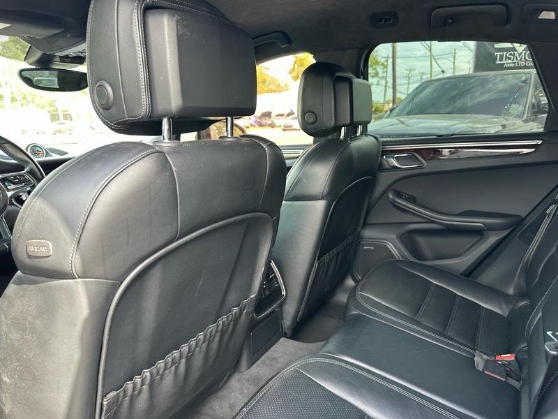 Porsche Macan Turbo 2015