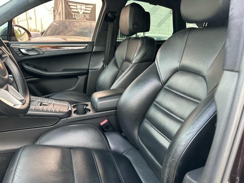 Porsche Macan Turbo 2015