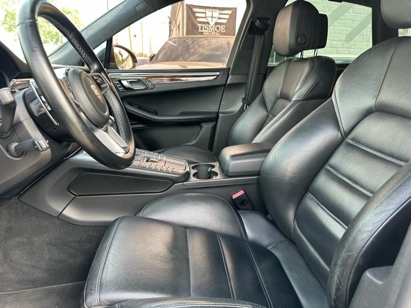 Porsche Macan Turbo 2015