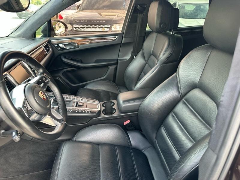 Porsche Macan Turbo 2015